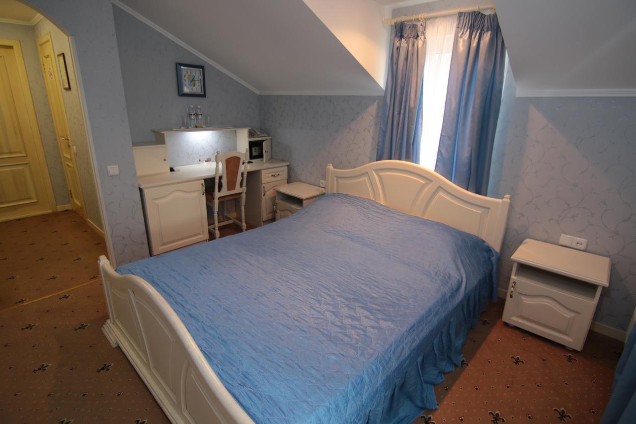Chervona Kalina 3*